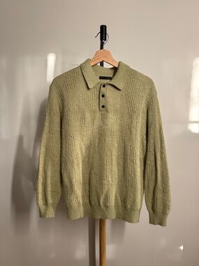 Zara Men's V-Neck Polo Sweater in Olive